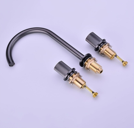 Bateria umywalkowa 3-otworowa czarna matowa , powystawowa