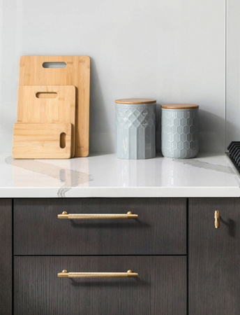 Złoty uchwyt meblowy PREMIUM – nowoczesny design i trwałość długość 22cm