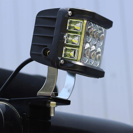 LAMPA ROBOCZA PANEL LED 1SZT 60W CUBE SILNY