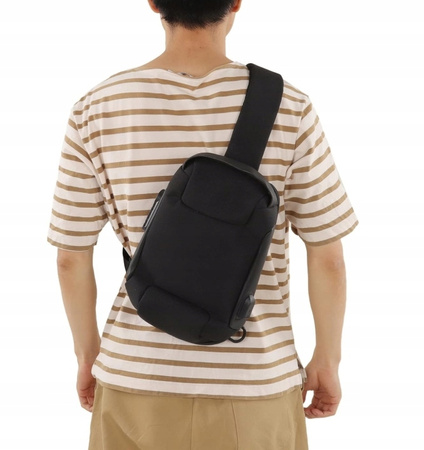 Plecak , torba na jedno ramię z USB i zamkiem szyfrowym