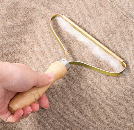 GOLARKA DO UBRAŃ  TAPICERKI GRZEBIEŃ DO SIERŚCI ZMECHACEŃ 2 szt gratis