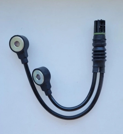 Czujnik spalania stukowego SIEMENS o numerze 1 435 485