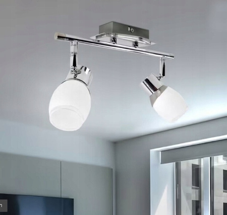 Nowoczesna lampa sufitowa wykonana z chromu i szkła