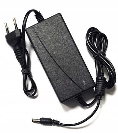CZARNY ZASILACZ AL-1250 12V 5A 36W
