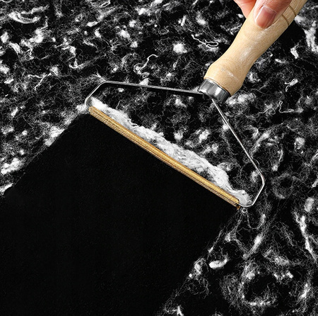 GOLARKA DO UBRAŃ  TAPICERKI GRZEBIEŃ DO SIERŚCI ZMECHACEŃ 2 szt gratis