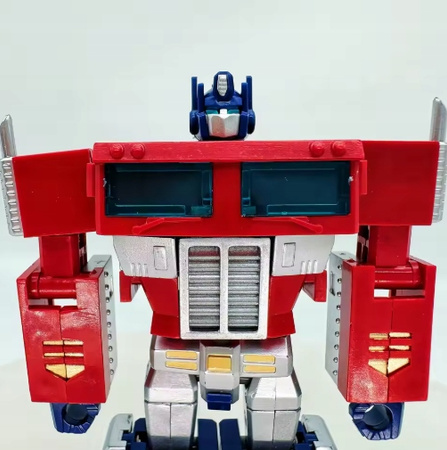 SAMOCHODOWYCH ROBOT AUTO ZABAWKA 2w1 OPTIMUS PRIME