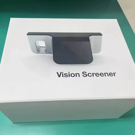 Mobilny automatyczny refraktometr okulistyczny C10