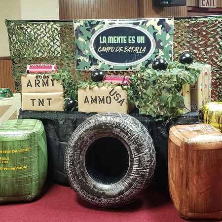 Wojskowa siatka ogrodowa w kamuflażu Podwójna 2x4 M z smyczą