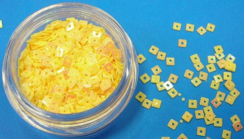 Kwadrat Z Dziurką  Kd 04