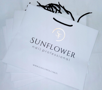 Torebka ozdobna z logo średnia 10 szt.